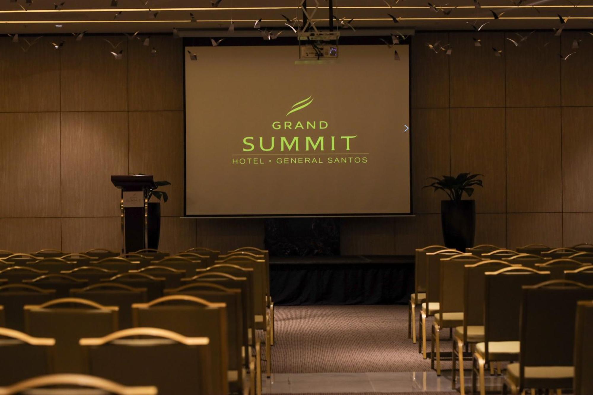 Grand Summit Hotel General Santos General Santos City Екстериор снимка