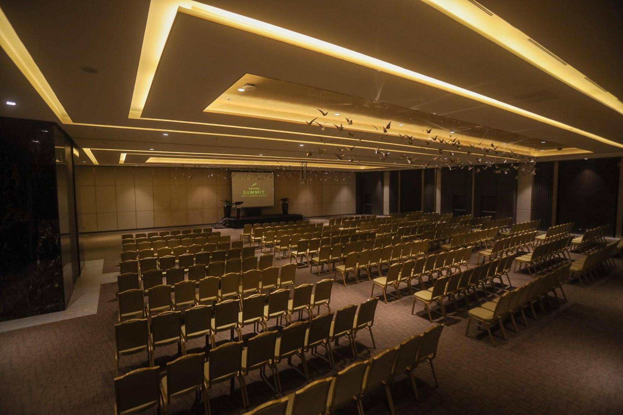 Grand Summit Hotel General Santos General Santos City Екстериор снимка